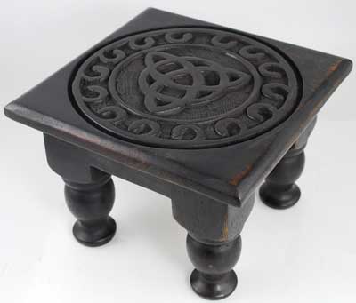 Triquetra altar table 6"