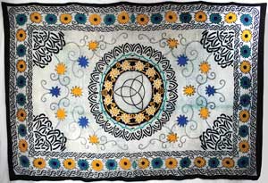 Flower Triquetra Tapestry (72" x 108")